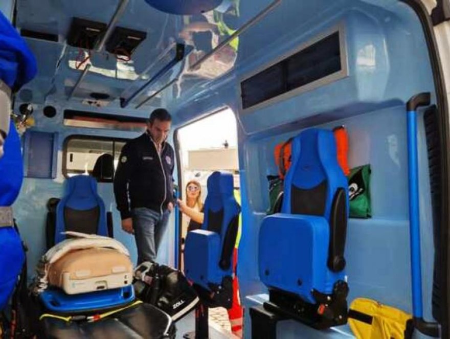 Occhiuto sfoggia 60 nuove ambulanze: totale dei nuovi mezzi sara&#039; di 140