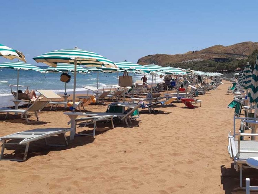 Concessioni lidi balneari, via libera del Comune di Crotone ad aprire da giugno