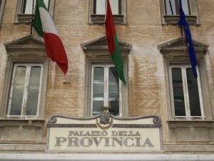 Provincia Crotone cerca immobili per uso didattico: avviso pubblico sul sito Ente