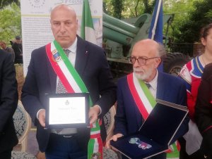 Naufragio Cutro, cittadinanza onoraria di Verbicaro per il sindaco di Crotone