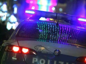 Duplice arresto della Polizia a Isola Capo Rizzuto e a Crotone: arma clandestina e furto